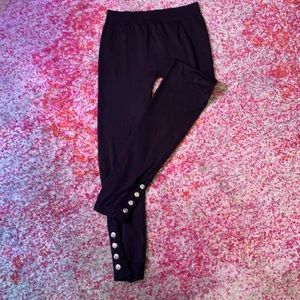 Gently worn APT 9 black leggings